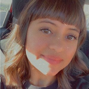 Meet your Posher, Escarleth